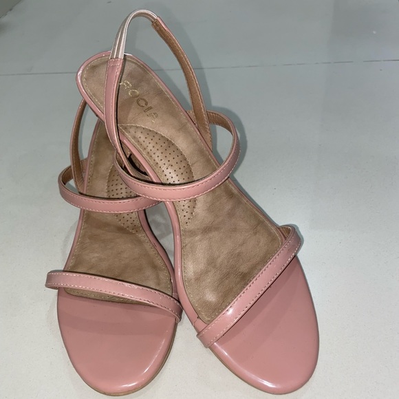 💥Rocia Pink Kitten heels sandals - Picture 2 of 4